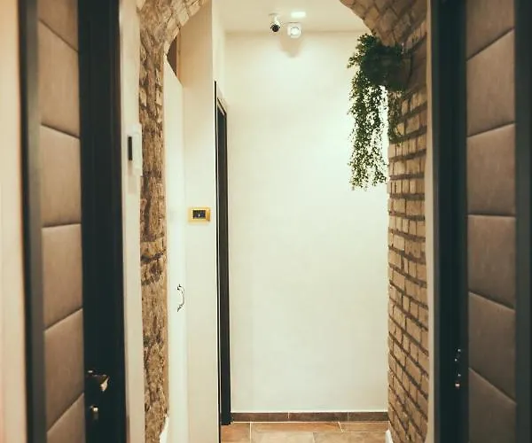 Lighthouse Trastevere 4* 로마