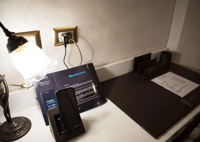 Lighthouse Trastevere 게스트하우스 4*