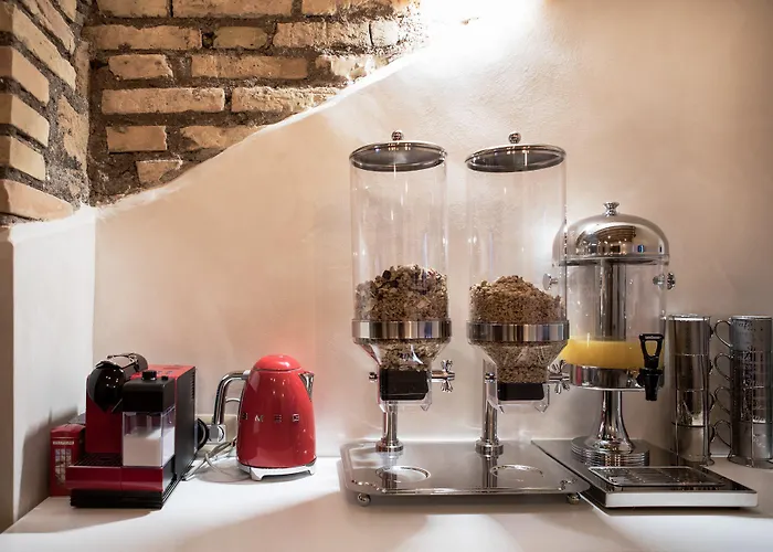 Lighthouse Trastevere 4* 로마